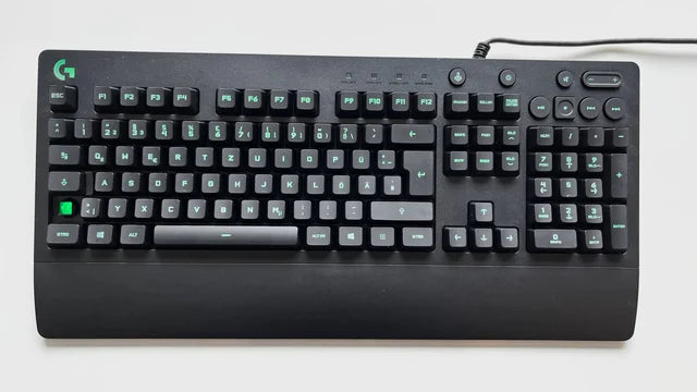 Logitech G213 Prodigy Teclado Gaming Negro