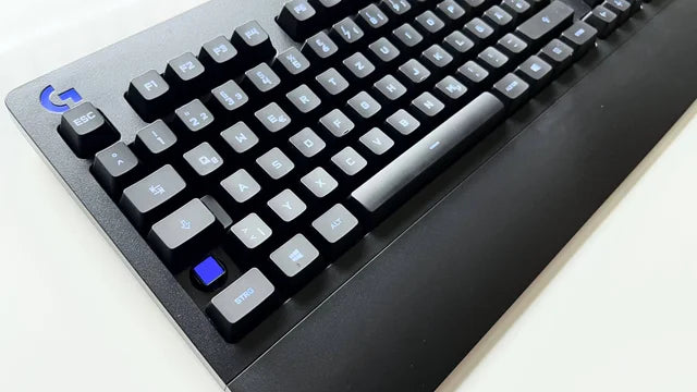 Logitech G213 Prodigy Teclado Gaming Negro
